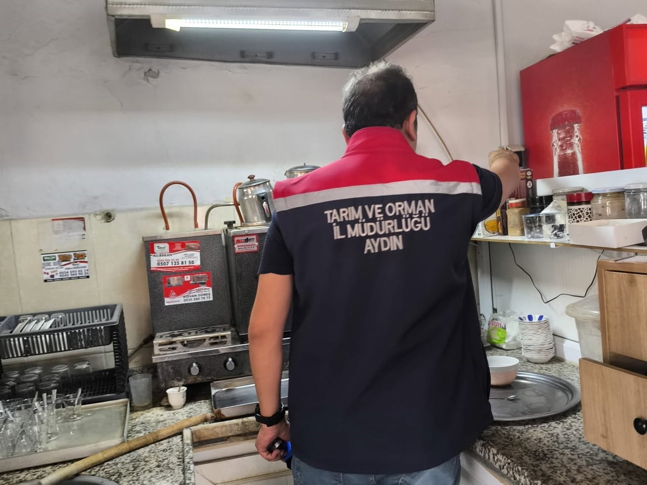 AYDIN'IN KÖŞK İLÇESİNDE, HALK SAĞLIĞININ KORUNMASI VE GÜVENİLİR GIDA ARZININ SAĞLANMASI AMACIYLA...