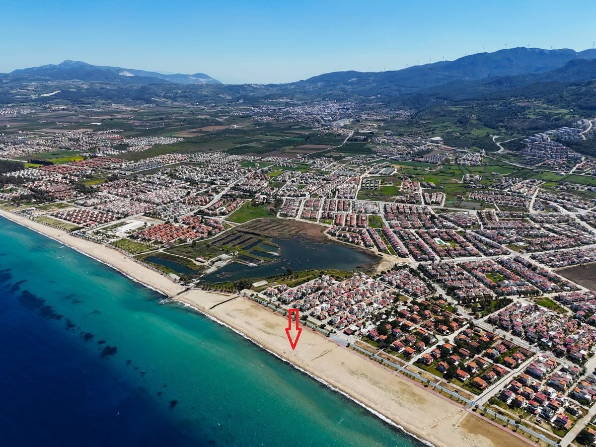 AYDIN'IN KUŞADASI İLÇESİNDE CARETTA CARETTA (İRİBAŞLI DENİZ KAPLUMBAĞASI) TARAFINDAN OLUŞTURULAN...