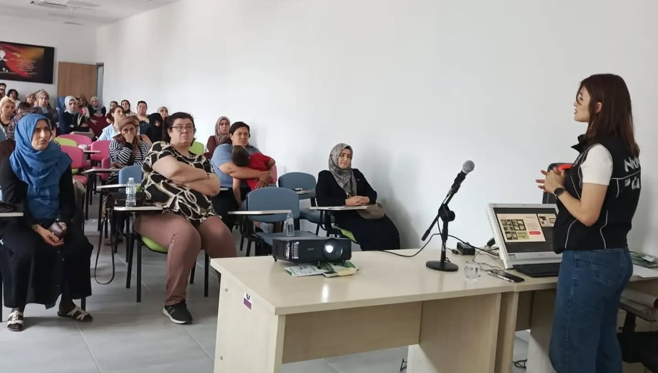 AYDIN'IN NAZİLLİ İLÇESİNDE, KADIN SAĞLIĞI, KANSER TARAMALARI, NARKOTİKLE MÜCADELE VE MAHREMİYET...