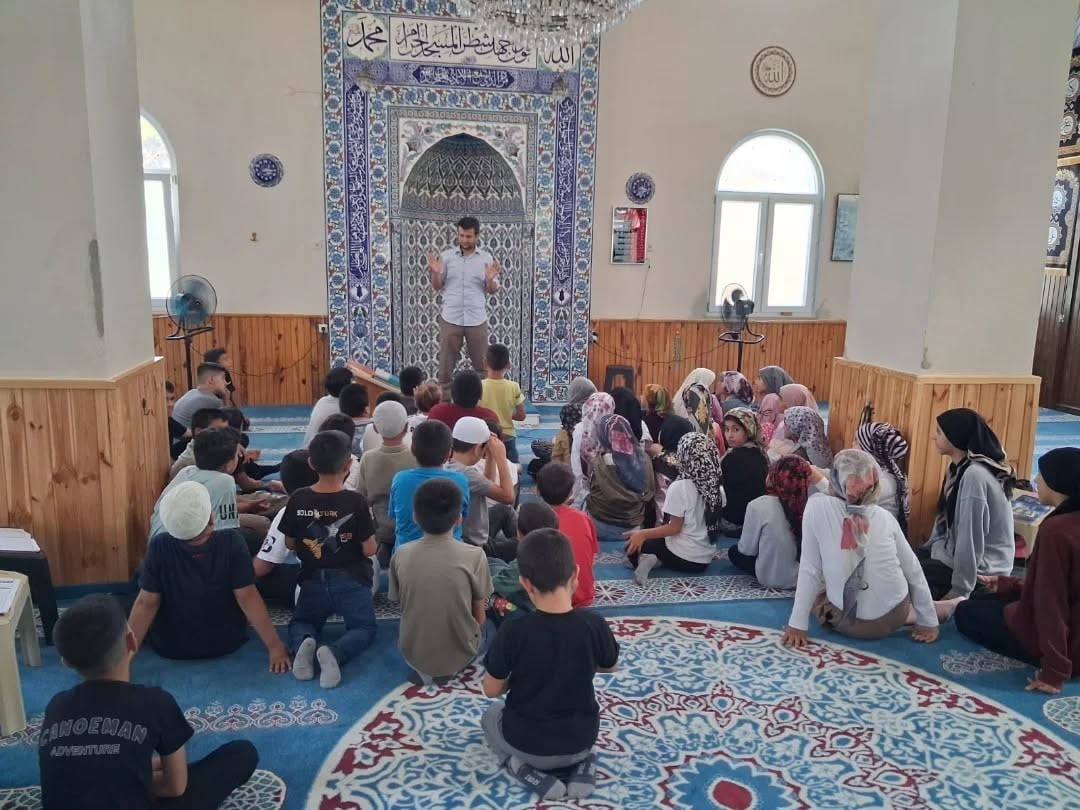 AYDIN'IN SÖKE İLÇESİNDE İLÇE MÜFTÜLÜĞÜ TARAFINDAN YAZ KUR'AN KURSLARINDA EĞİTİM GÖREN ÖĞRENCİLERİN...