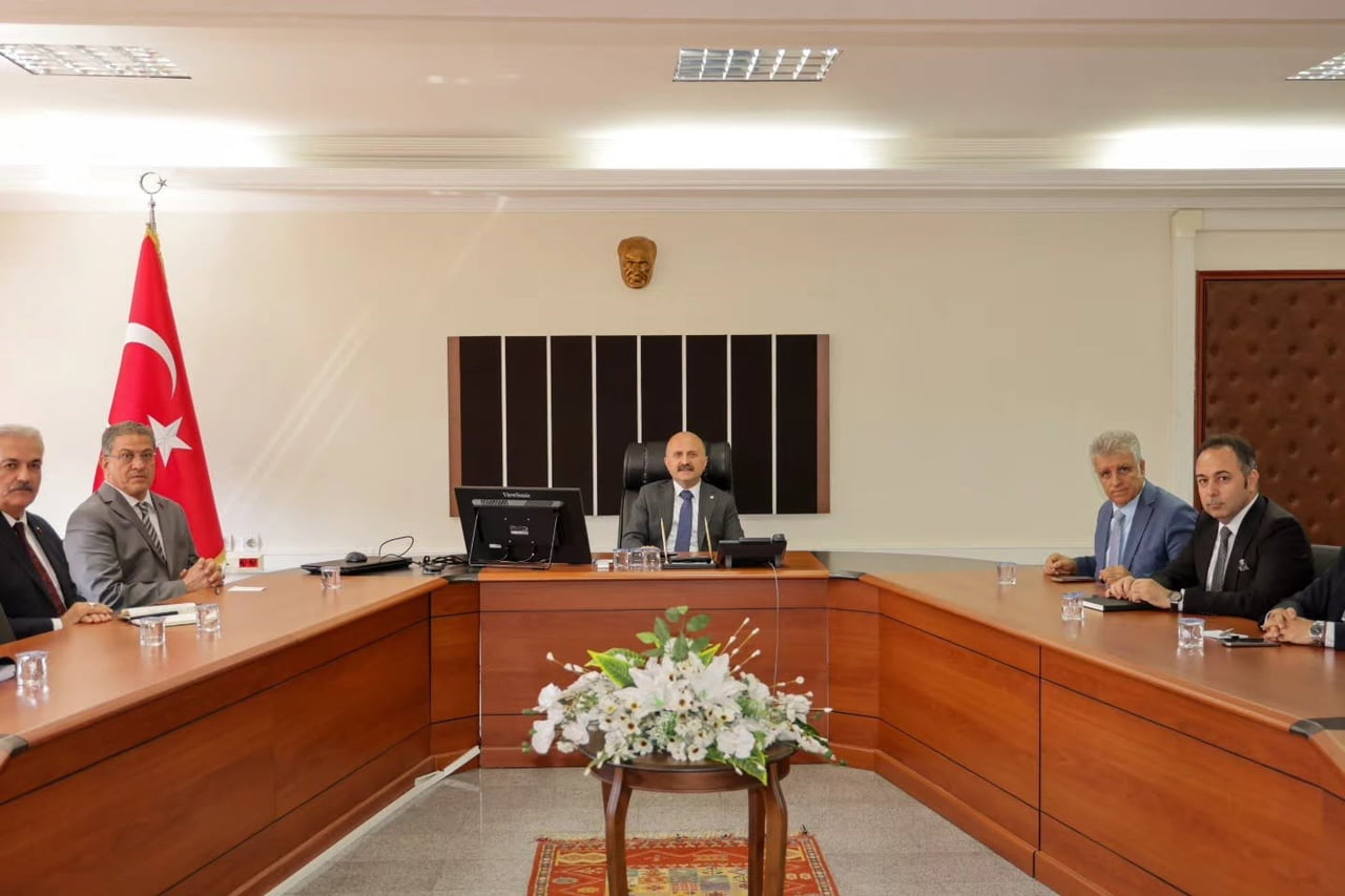 AYDIN VALİSİ DR. OSMAN VAROL BAŞKANLIĞINDA GERÇEKLEŞTİRİLEN KAYMAKAMLAR TOPLANTISI'NDA İLÇELERDE...
