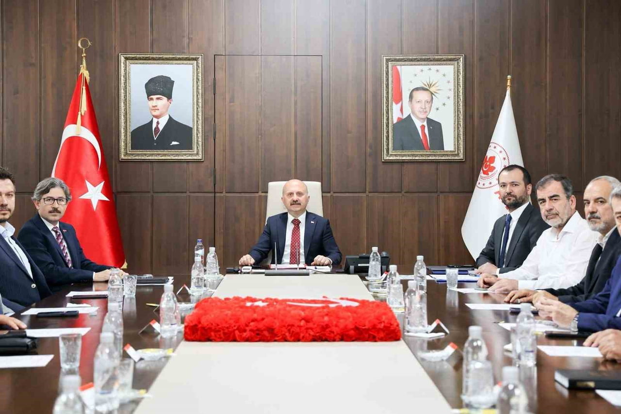 AYDIN VALİSİ DR. OSMAN VAROL BAŞKANLIĞINDA GERÇEKLEŞTİRİLEN TOPLANTIDA, 15 TEMMUZ DEMOKRASİ VE...