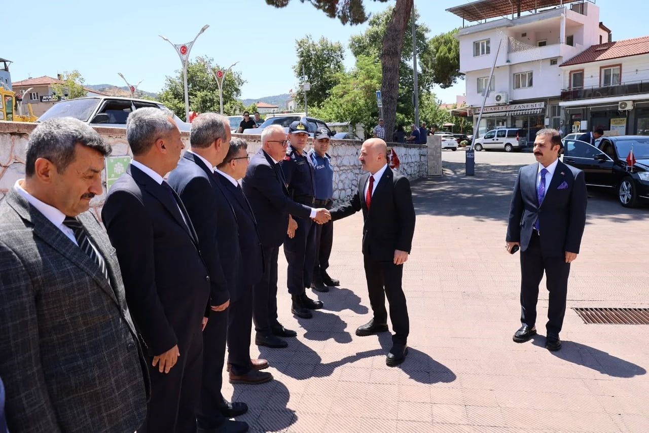 AYDIN VALİSİ DR. OSMAN VAROL, İLÇE ZİYARETLERİ KAPSAMINDA KOÇARLI'DA BİR DİZİ ZİYARET VE...