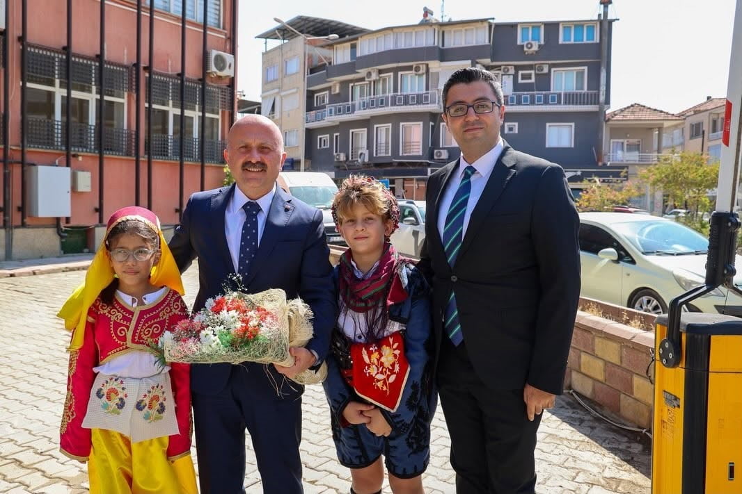 AYDIN VALİSİ DR. OSMAN VAROL, YENİPAZAR İLÇESİNDE GERÇEKLEŞTİRDİĞİ ZİYARET PROGRAMI KAPSAMINDA...