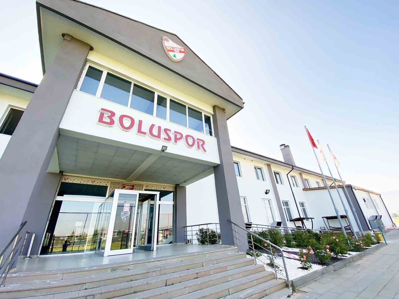BAHİS ŞİKESİ SORUŞTURMASI KAPSAMINDA, GÖREV YAPTIKLARI DÖNEMDE BOLUSPOR MAÇLARINA RAKİP TAKIM...