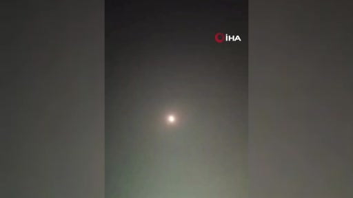 Bahreyn İçişleri Bakanlığı, ülkenin yeni saldırılara hedef olduğunu duyurarak birçok bölgede...