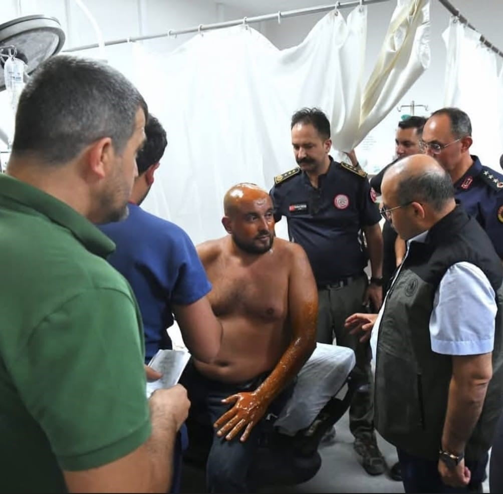 BALIKESİR'İN GÖMEÇ İLÇESİNDE DEVAM EDEN YANGINDA KÖTÜ HABER GELDİ.  İHLAS HABER AJANSI MUHABİRİ...