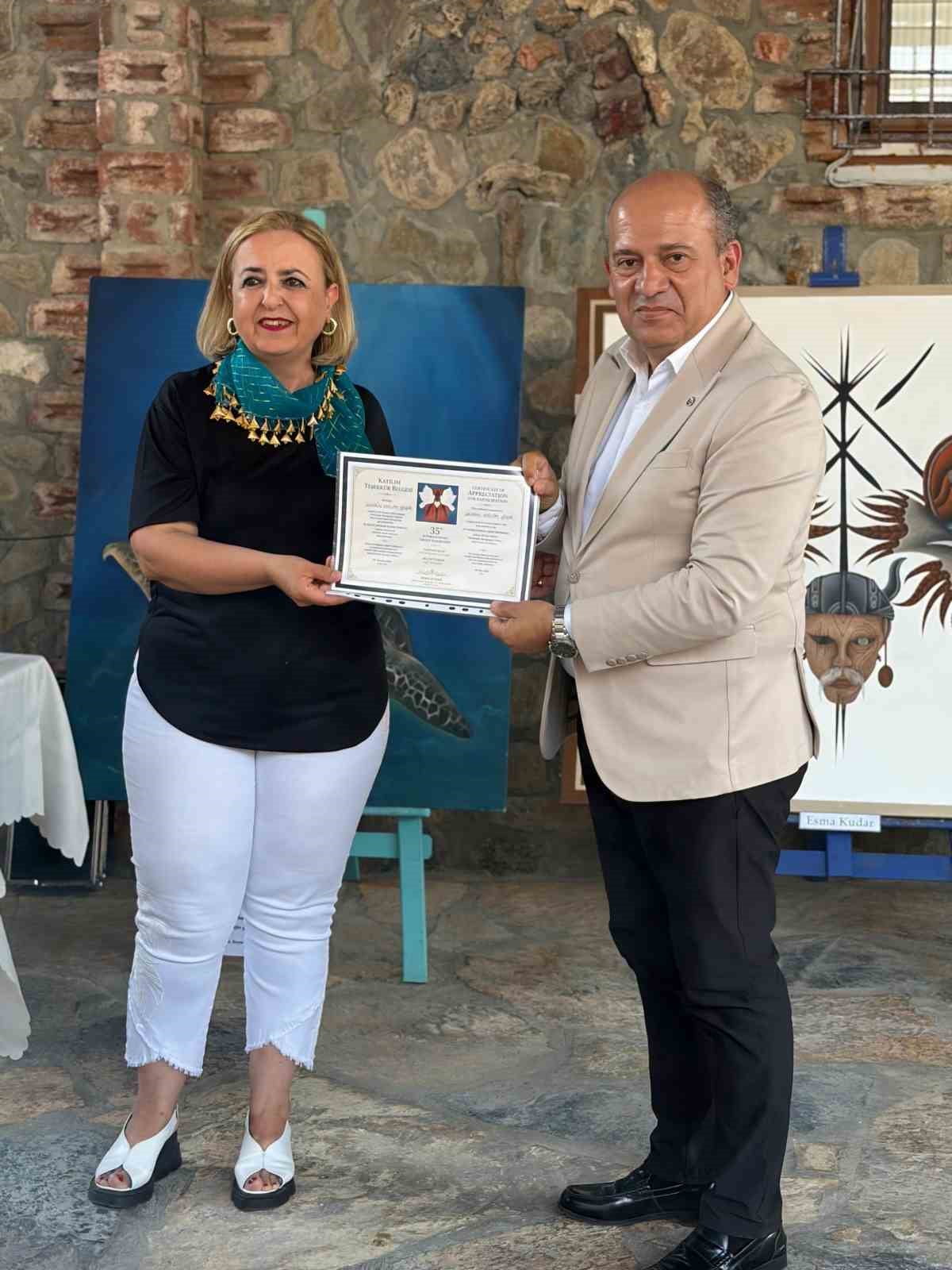 BALIKESİR’İN EDREMİT İLÇESİNDE KÖKLÜ BİR GEÇMİŞE SAHİP OLAN TAHTAKUŞLAR SELİM TURAN SANAT GALERİSİ...