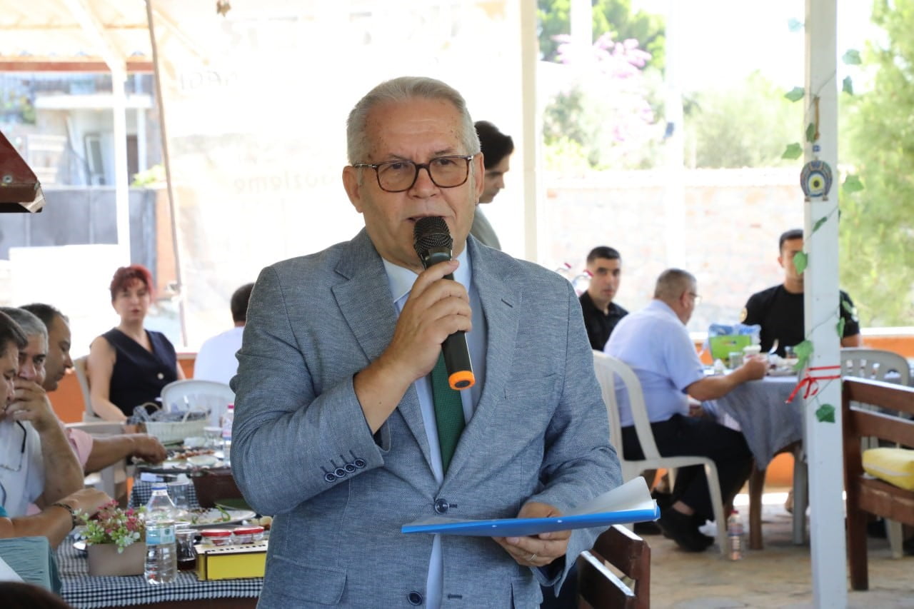 BALIKESİR’İN EDREMİT KAYMAKAMI AHMET ODABAŞ, TAHTAKUŞLAR MAHALLESİ'NDE DÜZENLENEN İLÇE HAYAT BOYU...