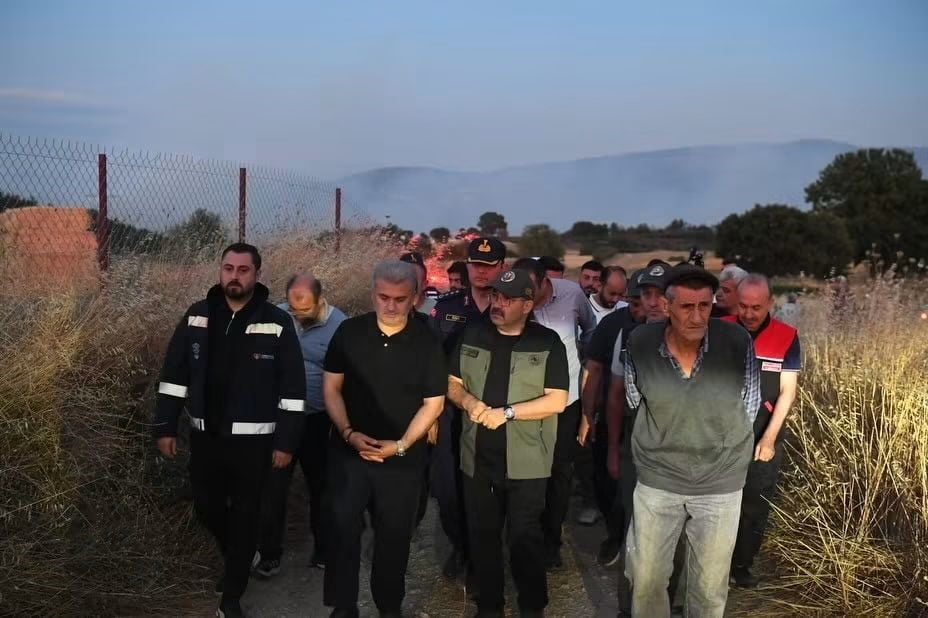 BALIKESİR VALİSİ İSMAİL USTAOĞLU BÖLGEYE GELEREK, ÇALIŞMALARA İLİŞKİN BALIKESİR ORMAN BÖLGE MÜDÜRÜ...