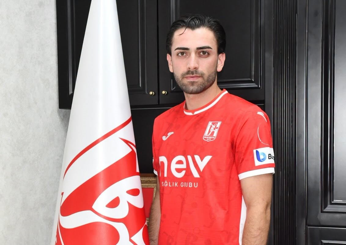 BALIKESİRSPOR KANAT OYUNCUSU ERDAL KAYA İLE 1 YILLIK SÖZLEŞME İMZALADI