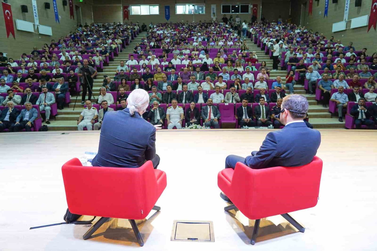 BARTIN ÜNİVERSİTESİNDE (BARÜ) 15 TEMMUZ DEMOKRASİ VE MİLLÎ BİRLİK GÜNÜ’NÜN 10. YILINDA DÜZENLENEN...