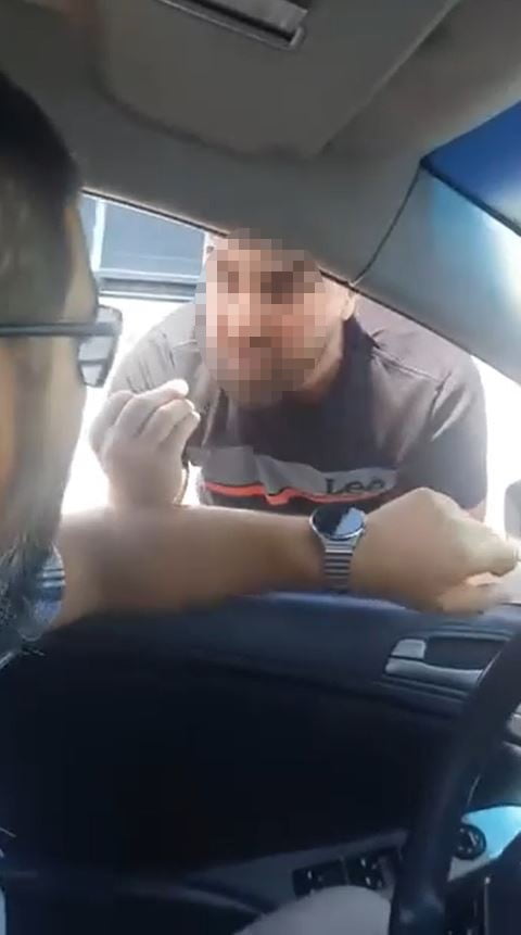 BAŞAKŞEHİR’DE TRAFİKTE YAŞANAN TARTIŞMADA SALDIRI AMACIYLA ARACINDAN İNDİĞİ TESPİT EDİLEN SÜRÜCÜYE...