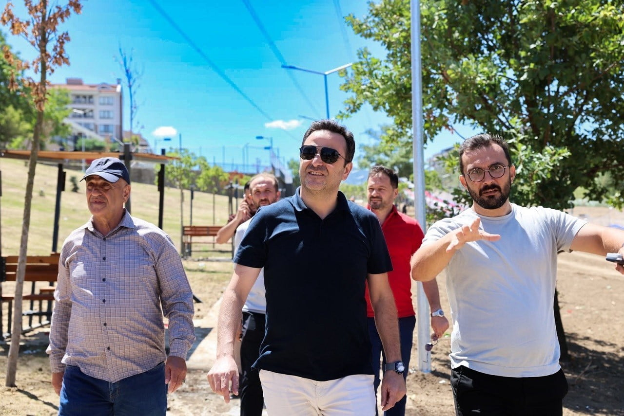 BAŞİSKELE BELEDİYESİNCE YEŞİLYURT MAHALLESİNDE YAKLAŞIK 63 BİN METREKARELİK ALANDA HAYATA...