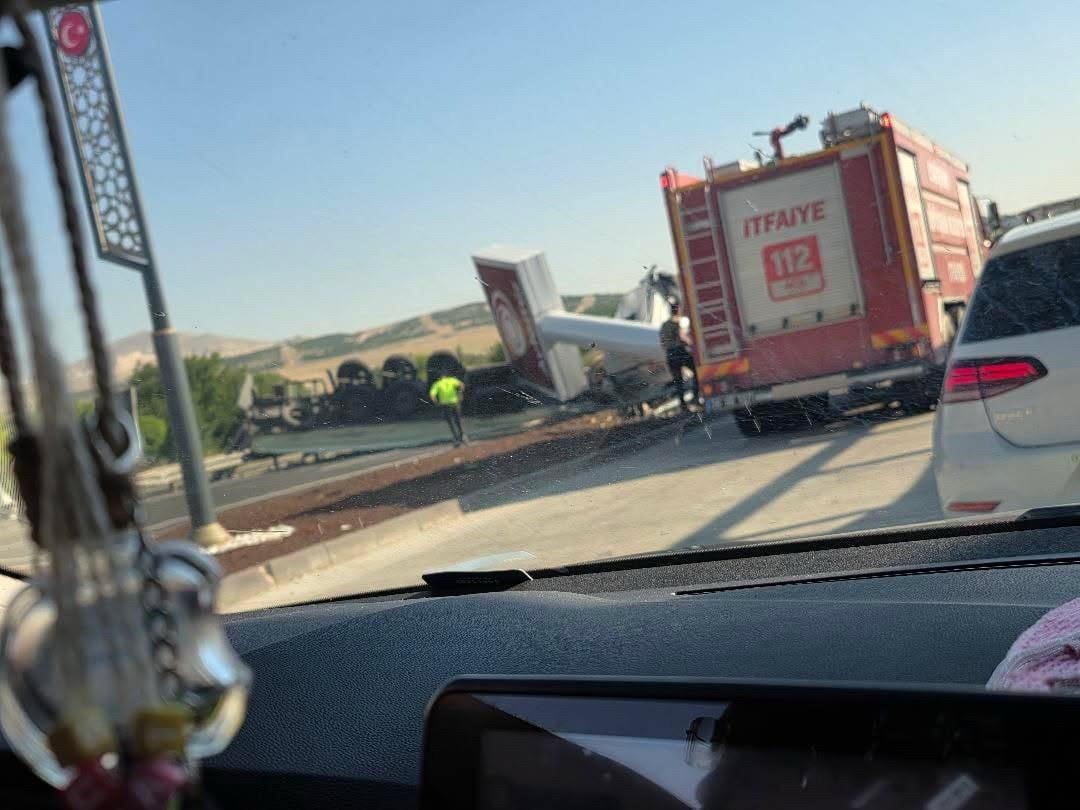 BAŞKA BİR ARAÇTAN KAMERA GÖRÜNTÜSÜ.