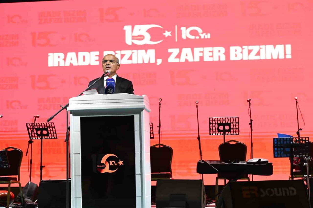 BAŞKAN ER: "15 TEMMUZ, MİLLETİMİZİN İMAN VE CESARETLE YAZDIĞI DEMOKRASİ DESTANIDIR"