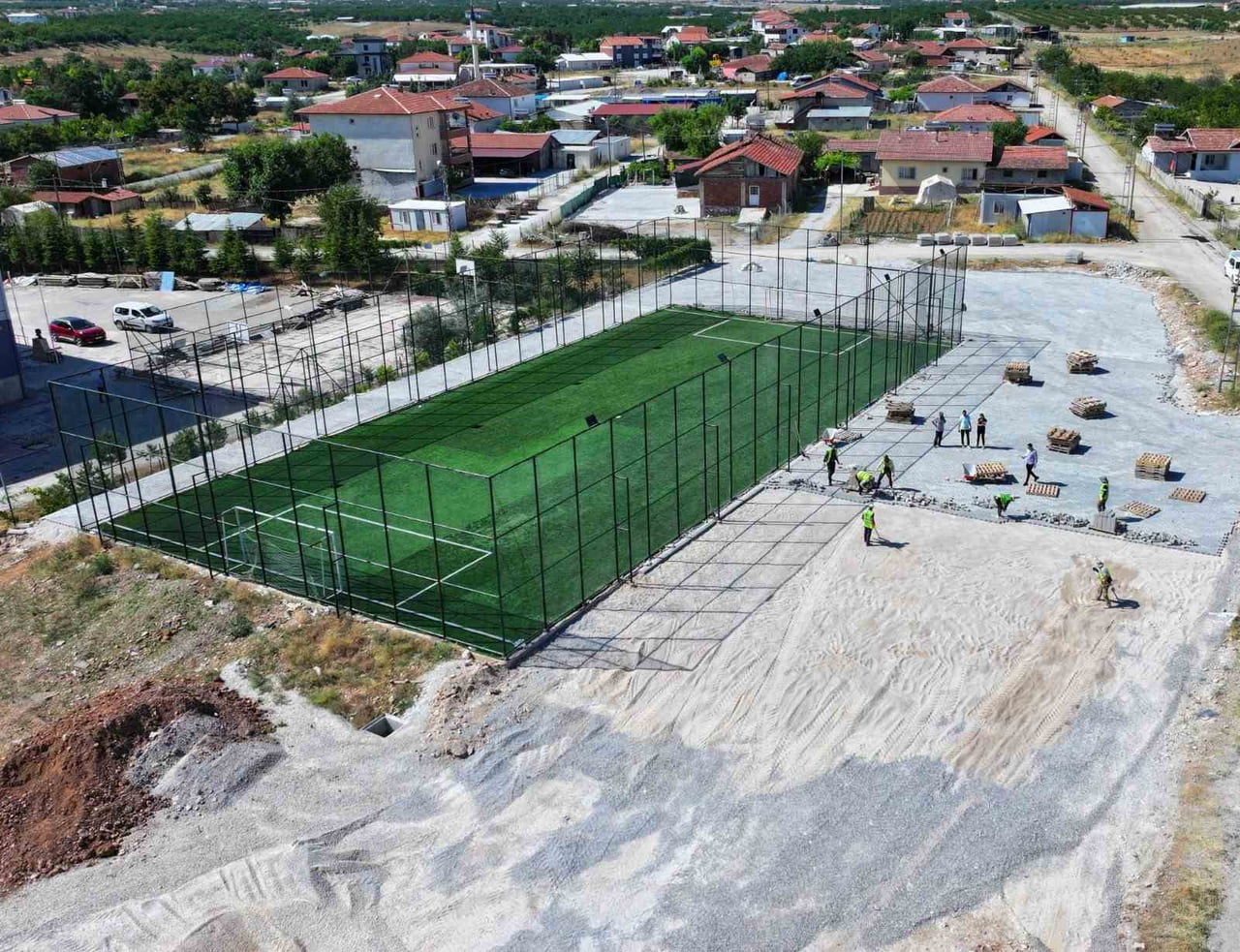 BAŞKAN GEÇİT, KUYULU MAHALLESİ'NDEKİ YATIRIMLARI YERİNDE İNCELEDİ
