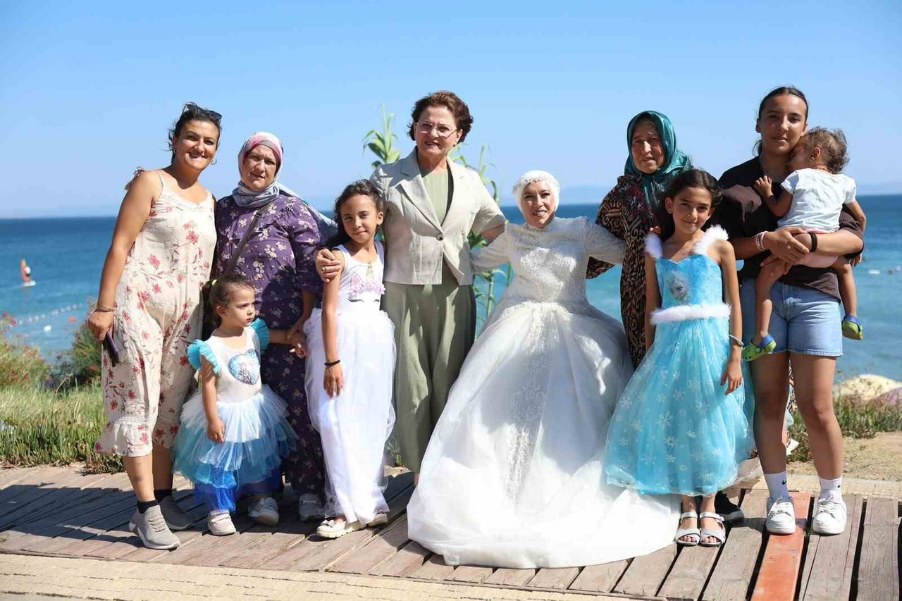 BAŞKAN GENÇAY: "BİR TEBESSÜME VESİLE OLABİLMEK EN BÜYÜK MUTLULUK"