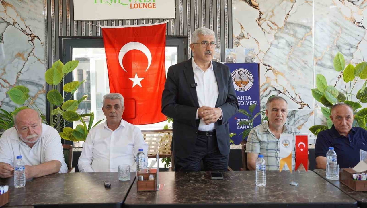 BAŞKAN HALLAÇ'TAN HİZMET VE YATIRIM DEĞERLENDİRMESİ