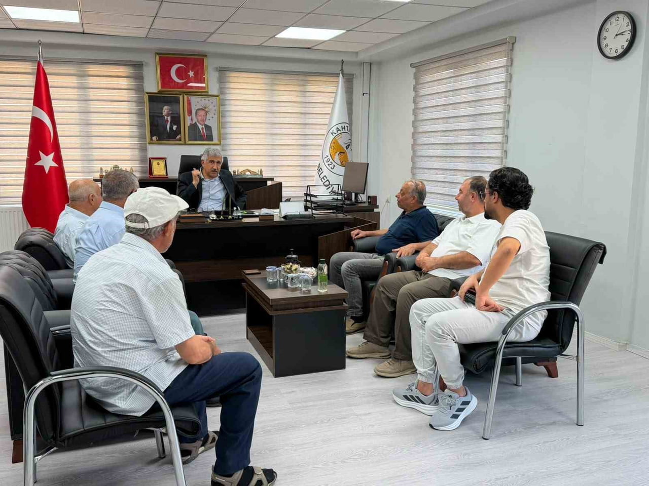 BAŞKAN HALLAÇ, HALK BULUŞMALARI'NDA VATANDAŞLARIN TALEPLERİNİ DİNLEDİ