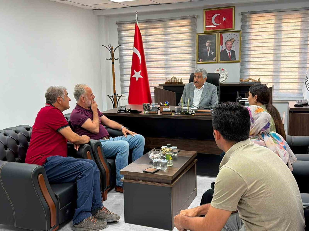 BAŞKAN HALLAÇ, HEMŞEHRİ BULUŞMALARINDA VATANDAŞLARLA BİR ARAYA GELİYOR