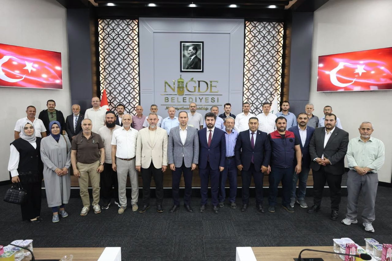 BAŞKAN ÖZDEMİR'E UCLG ÜYELİĞİ SONRASI TEBRİK ZİYARETLERİ SÜRÜYOR