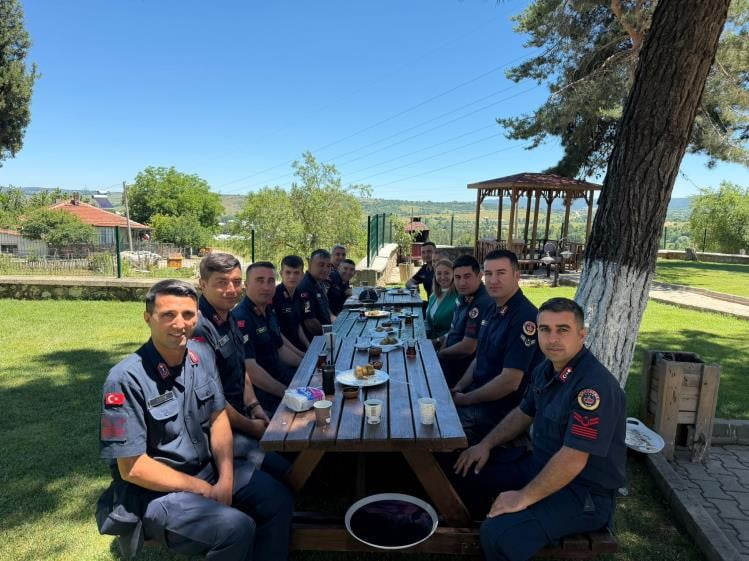 BAŞKAN TEKİN'DEN JANDARMAYA ANLAMLI ZİYARET