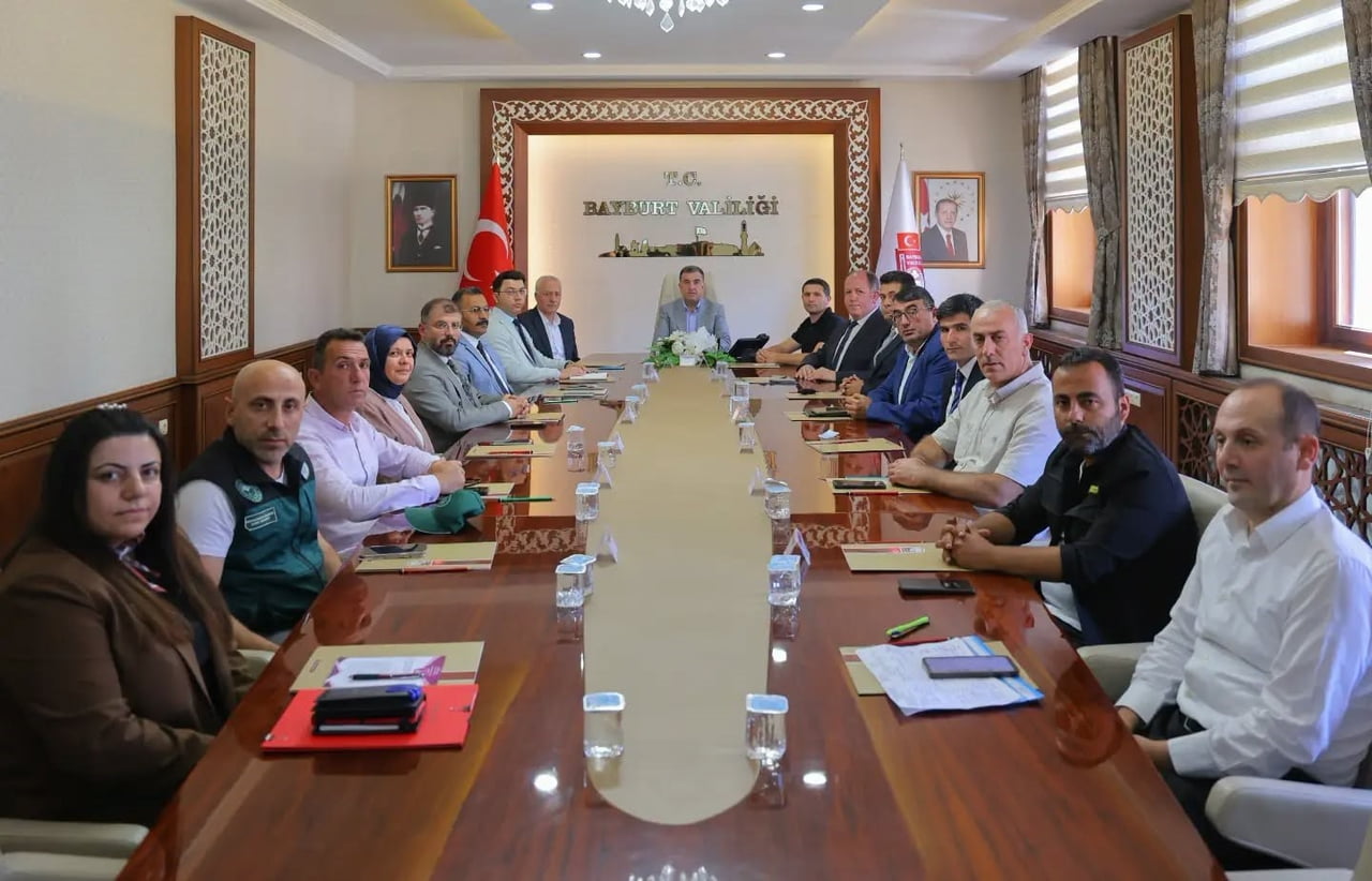 BAYBURT'TA İL İSTİHDAM VE MESLEKİ EĞİTİM KURULU TOPLANDI
