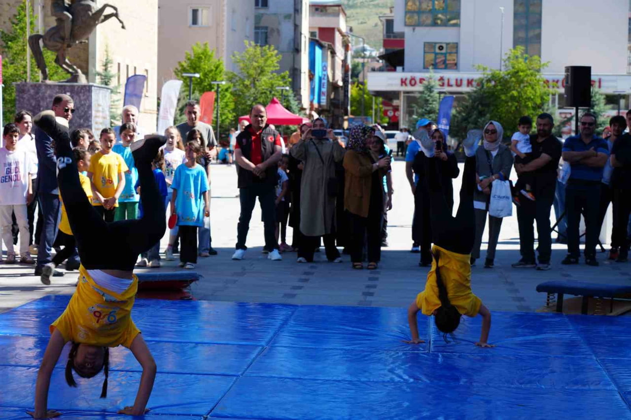 BAYBURT’TA ÇOCUKLAR YAZ TATİLİNİ SPORLA DEĞERLENDİRECEK