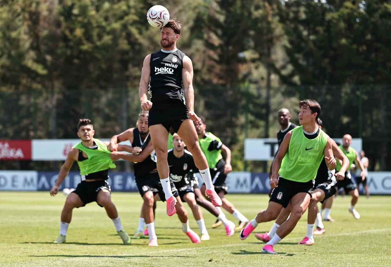 BEŞİKTAŞ, UEFA AVRUPA LİGİ 2. ÖN ELEME TURUNDA FC MİDTJYLLAND İLE OYNAYACAĞI MAÇIN HAZIRLIKLARINA...