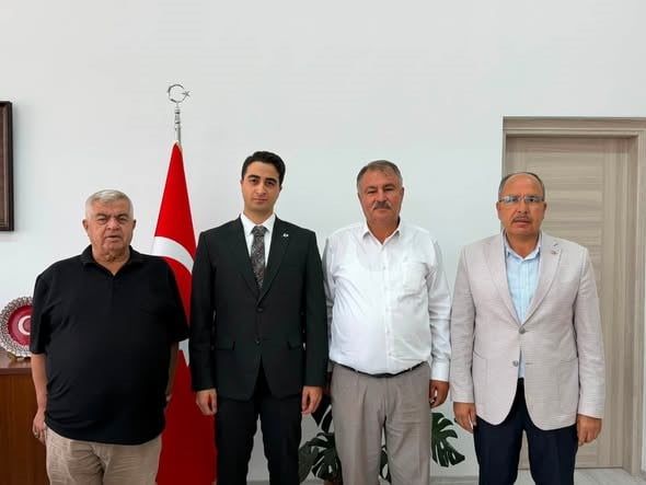 BEYAĞAÇ BELEDİYE BAŞKANI SEZAYİ PÜTÜN, İLÇEYE YENİ ATANAN KAYMAKAM SERVET HAYDARİ’Yİ MAKAMINDA...