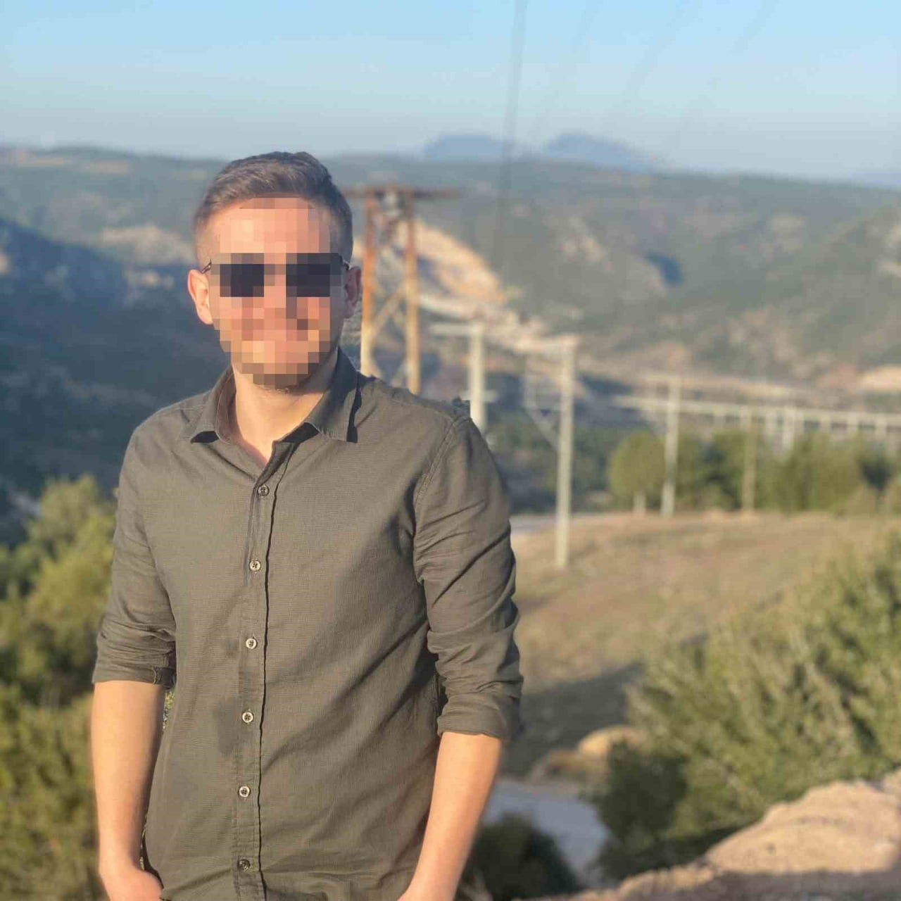 BİLECİK'TE, EHLİYETİ OLMAYAN VE JANDARMANIN 'DUR' İHTARINA UYMAYARAK KAÇTIKTAN SONRA YAKALANARAK...