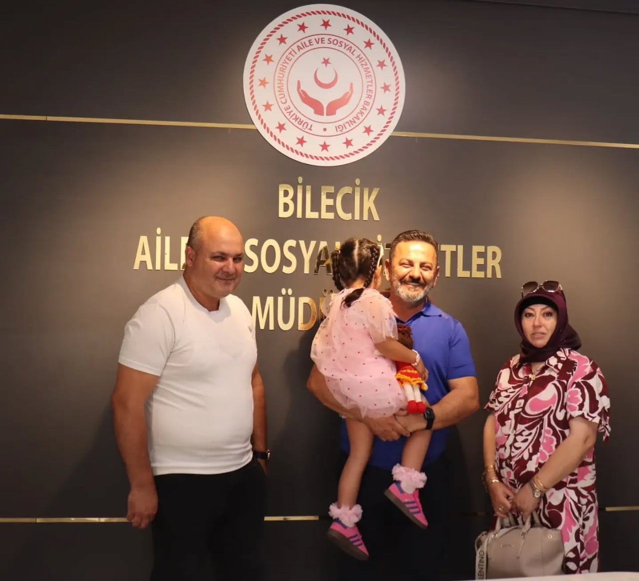 BİLECİK'TE KORUYUCU AİLE SÖZLEŞMESİ İMZALANDI