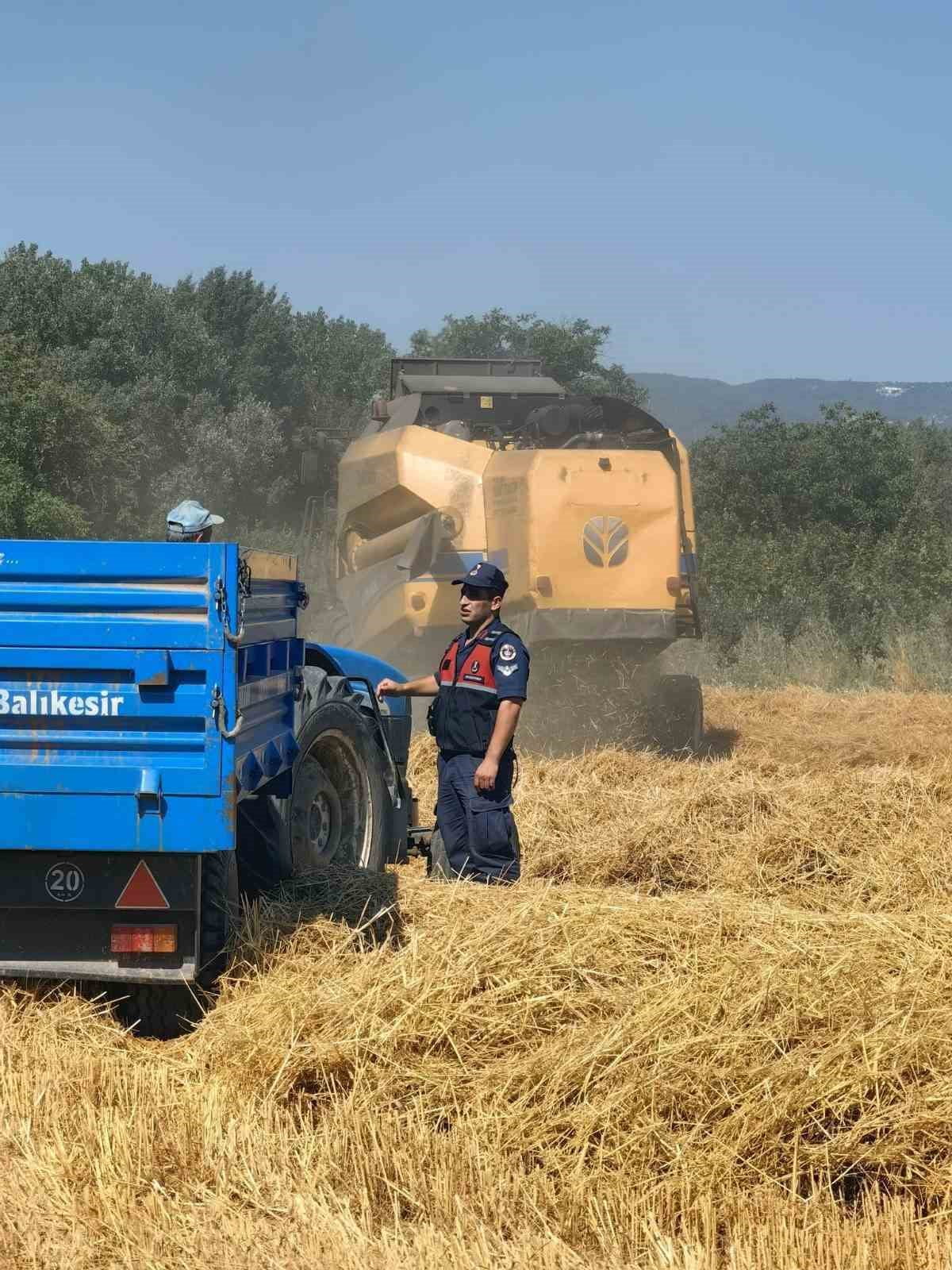 BİLECİK'TEKİ ORMAN YANGININDA BİÇERDÖVER OPERATÖRÜNE ADLİ TAHKİKAT BAŞLATILDI.