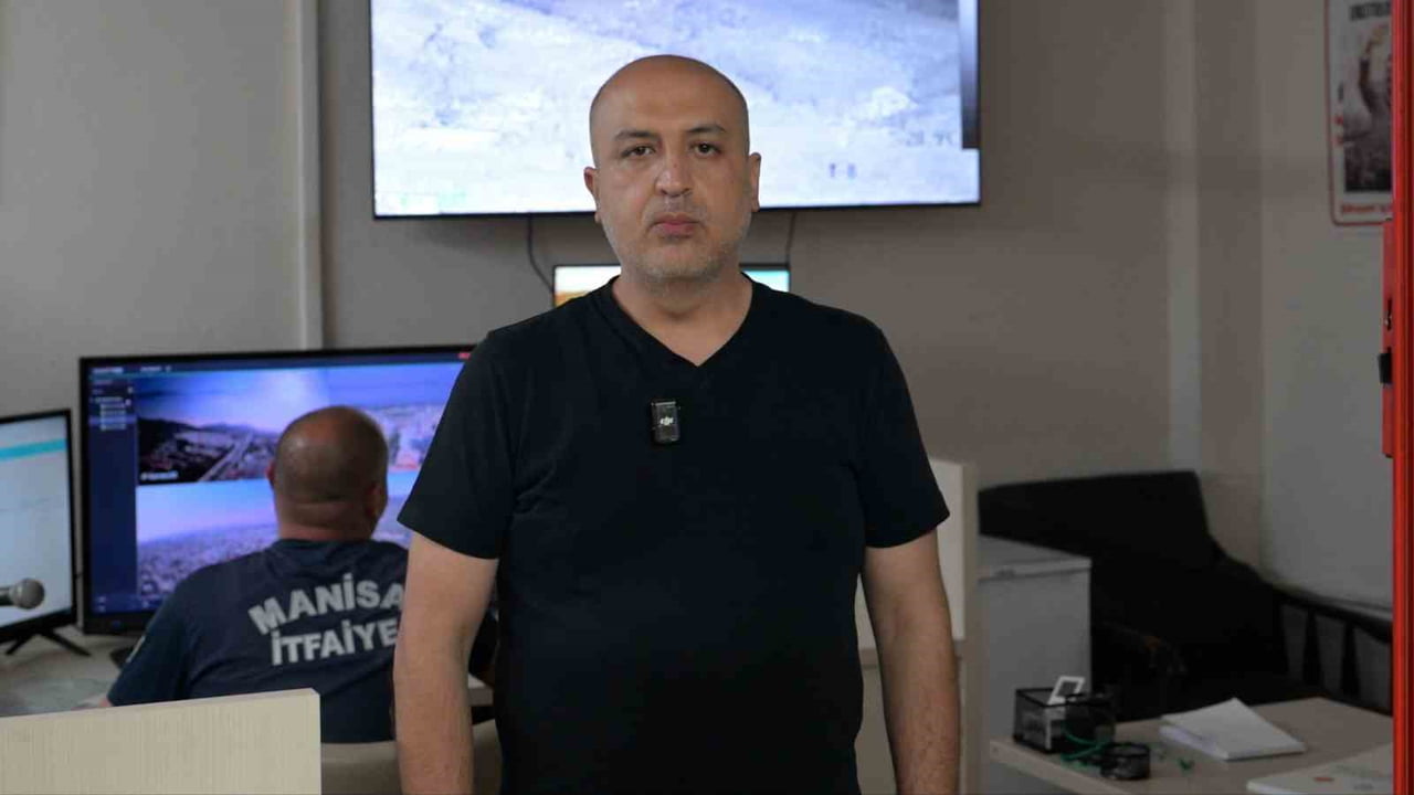 BİLGİ İŞLEM DAİRESİ BAŞKANLIĞI PROGRAMCISI CÜNEYT ERTÜRK İSE SİSTEMİN TAMAMEN YERLİ YAZILIMLA...
