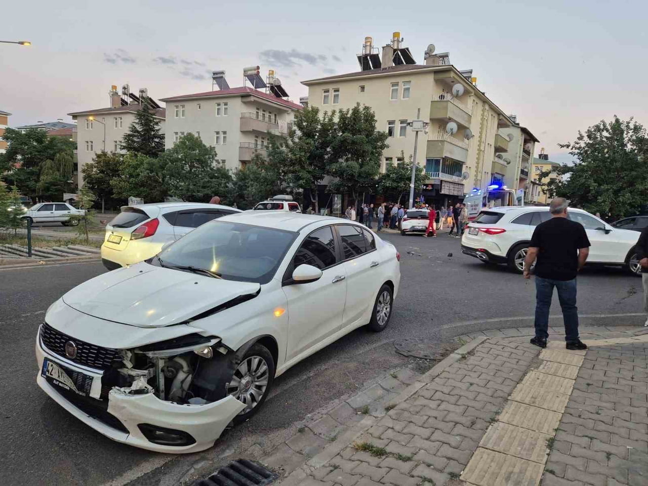 BİNGÖL’DE TRAFİK KAZASI: 2 YARALI