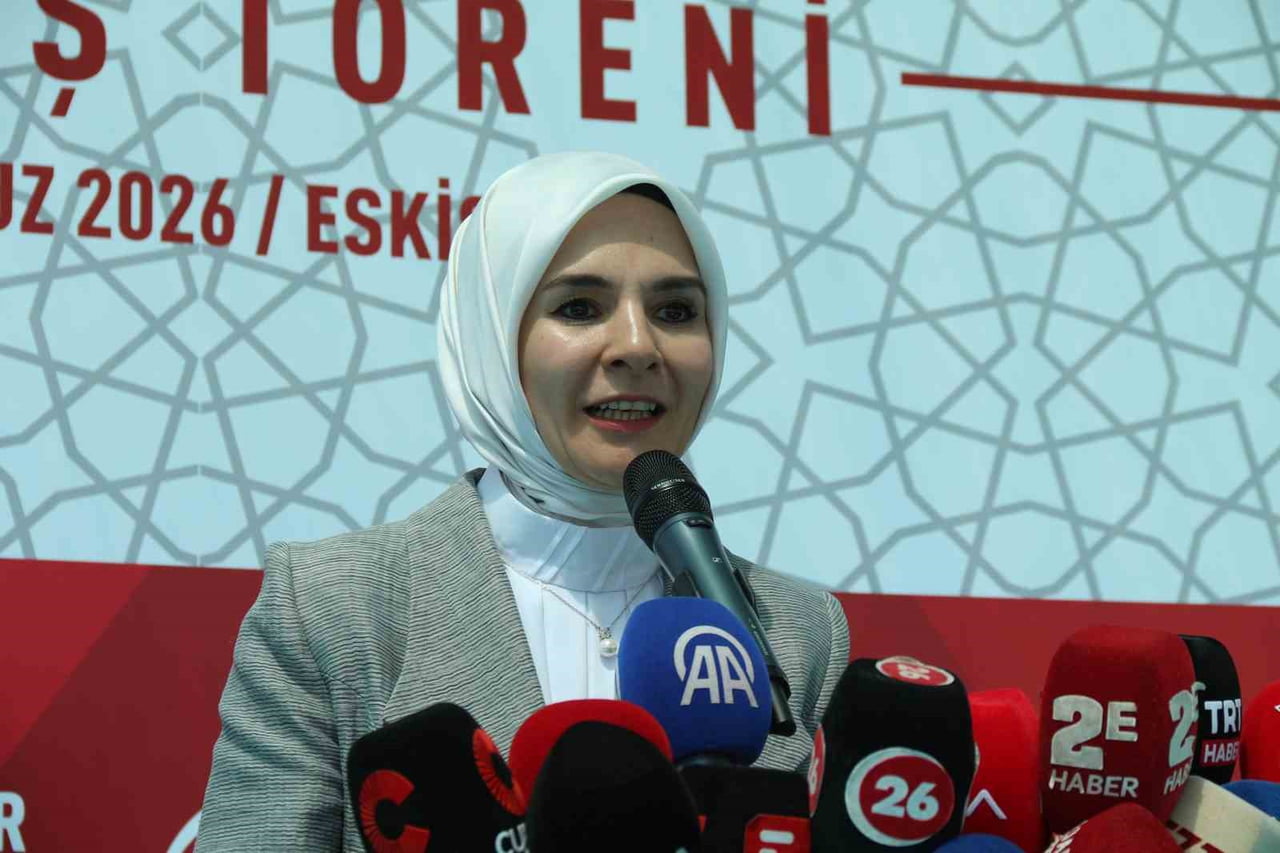 BİR DİZİ ZİYARET VE PROGRAM GERÇEKLEŞTİRMEK ÜZERE ESKİŞEHİR'E GELEN AİLE VE SOSYAL HİZMETLER...
