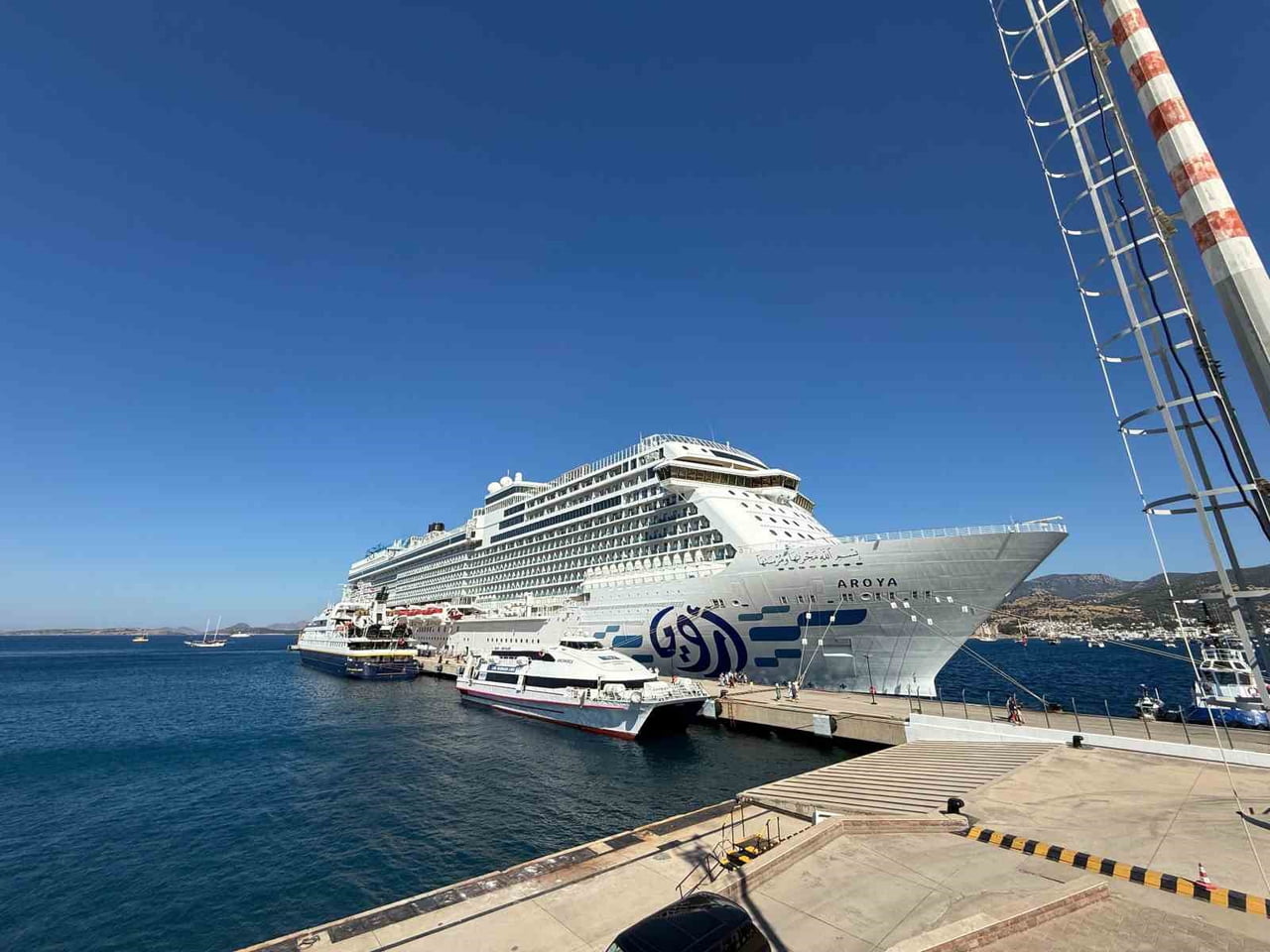 BODRUM’A KRUVAZİYER HAREKETLİLİĞİ: 3 BİN 292 YOLCU GELDİ