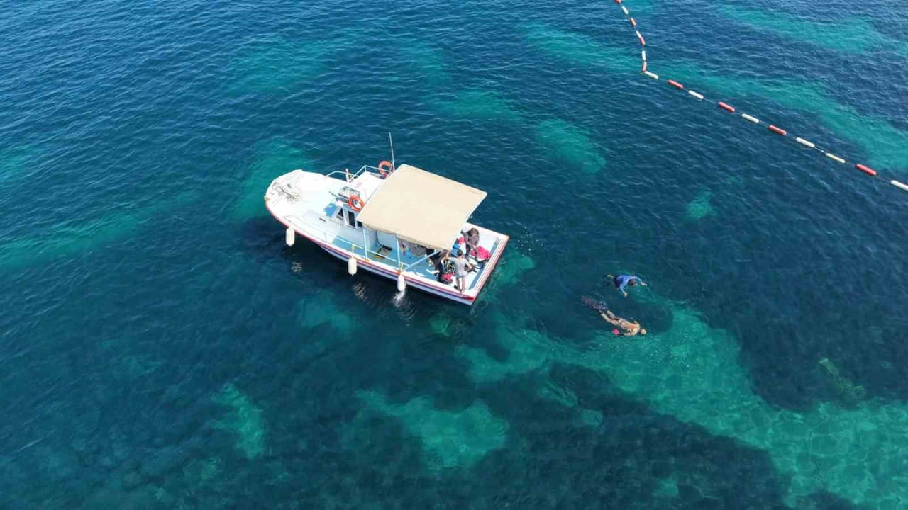 BODRUM BELEDİYESİ TARAFINDAN "DENİZE EN ÇOK MAVİ YAKIŞIR" SLOGANIYLA HAYATA GEÇİRİLEN DENİZ DİBİ...