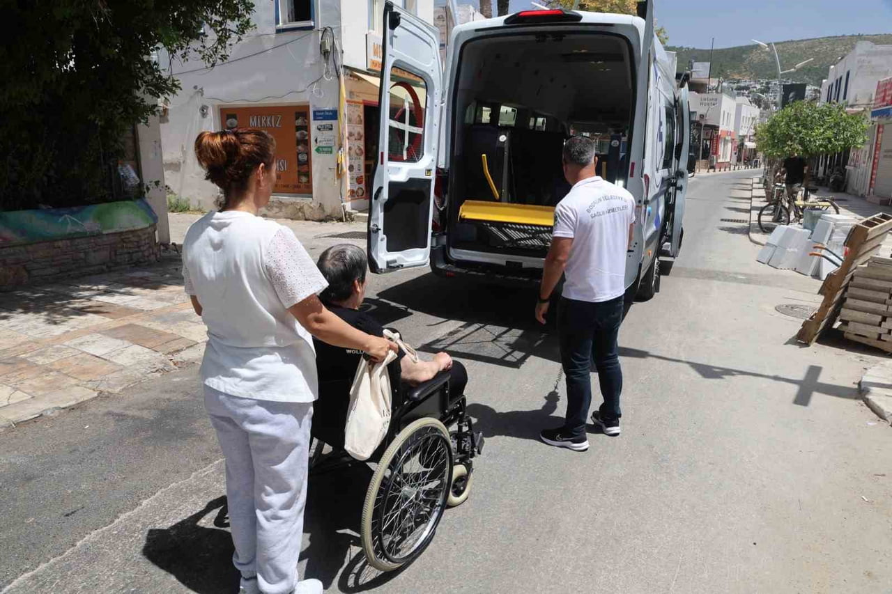 BODRUM BELEDİYESİNDEN KESİNTİSİZ SAĞLIK DESTEĞİ