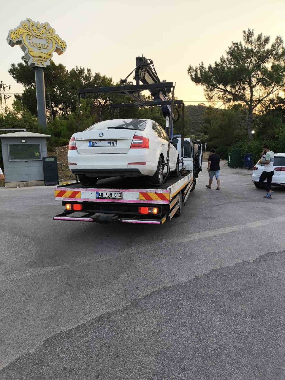 BODRUM’DA KORSAN TAŞIMACILIĞA GEÇİT YOK: MİLYONLUK CEZA YAĞDI, 37 ARAÇ TRAFİKTEN...