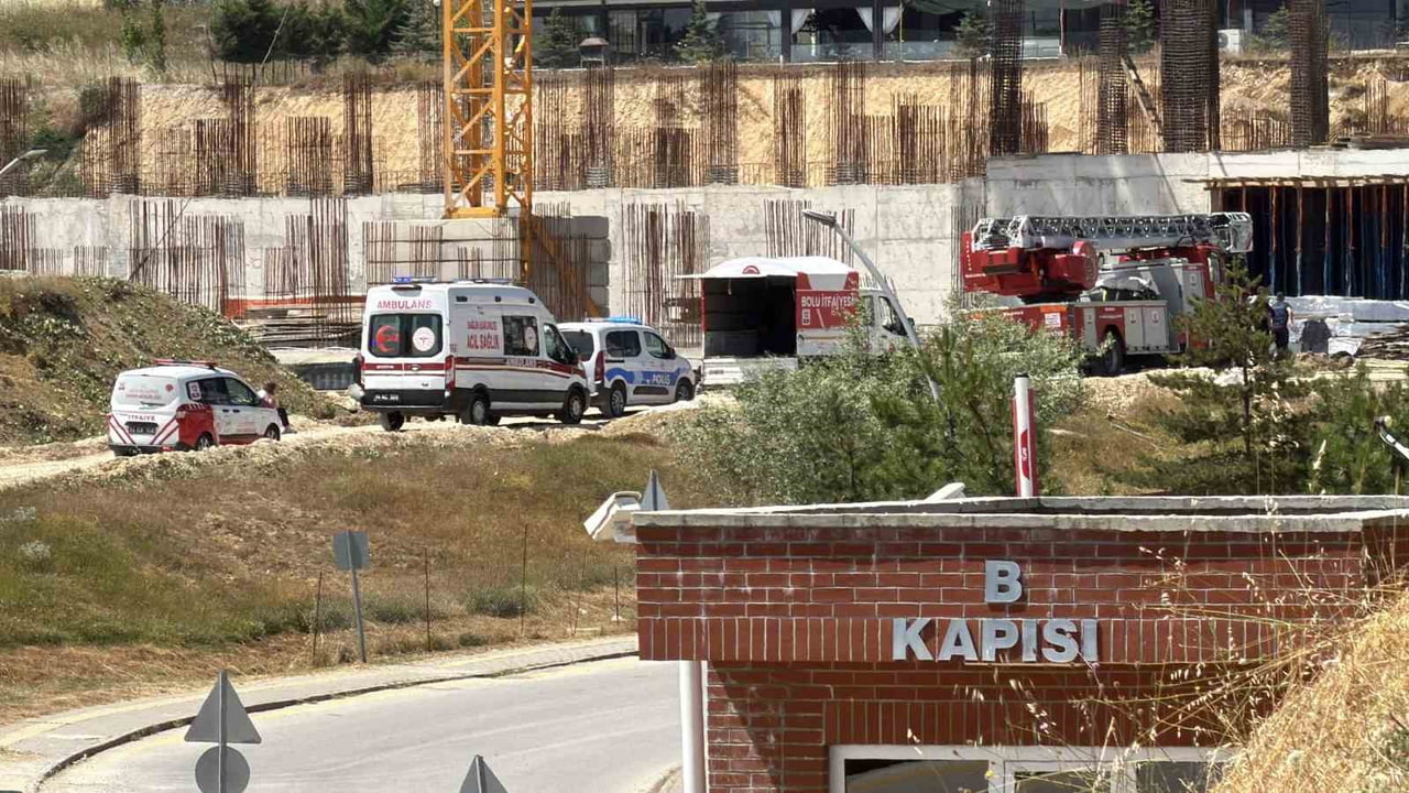 BOLU ABANT İZZET BAYSAL ÜNİVERSİTESİ İLAHİYAT FAKÜLTESİ EK BİNA İNŞAATINDA ÇALIŞAN İŞÇİ, MAAŞININ...