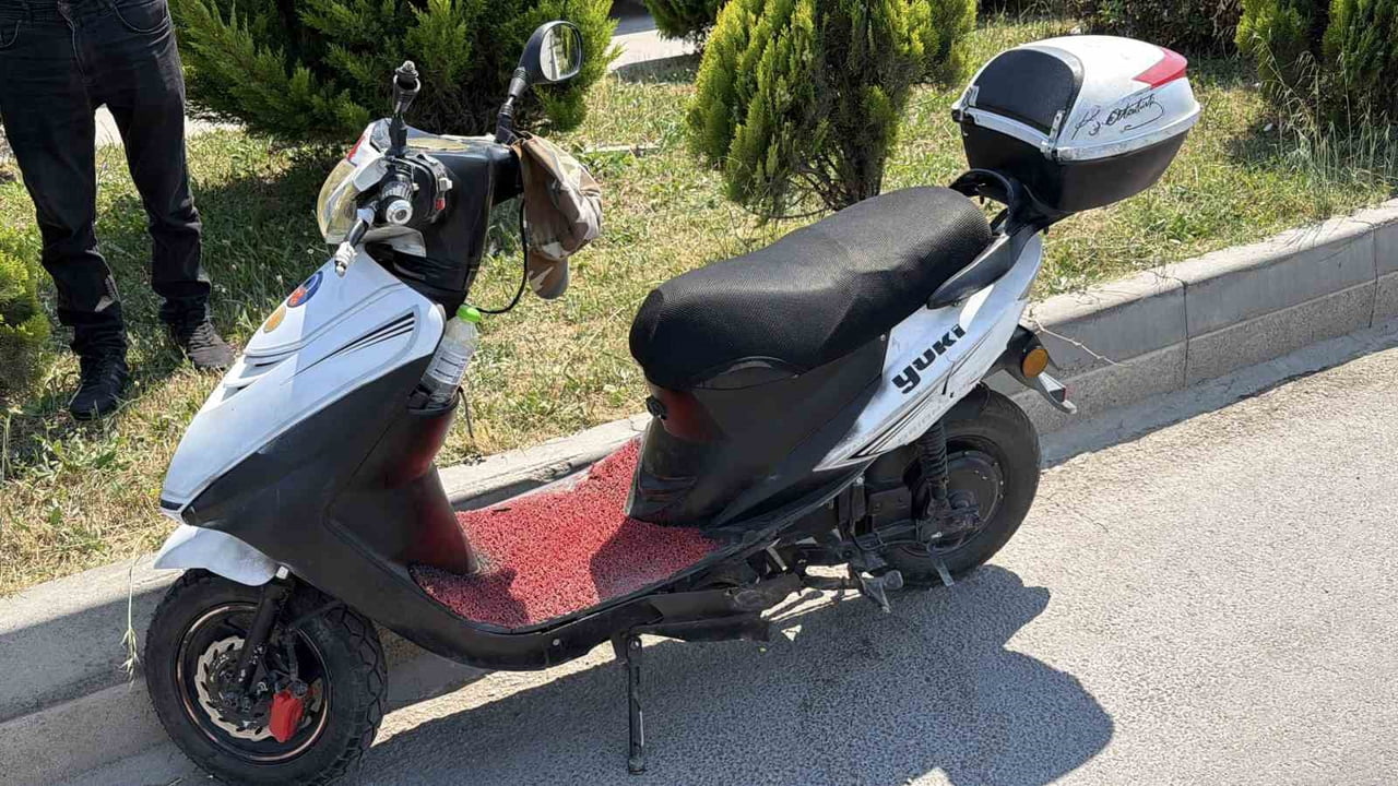 BOLU’DA D-100 KARA YOLUNDA MOTOSİKLET İLE ELEKTRİKLİ MOTOSİKLETİN ÇARPIŞTIĞI KAZADA 1 KİŞİ...