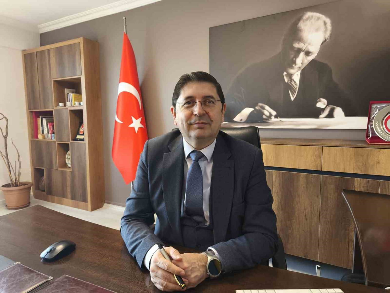 BORA ZOR'DAN 15 TEMMUZ'DA DEMOKRASİ VE BİRLİK MESAJI