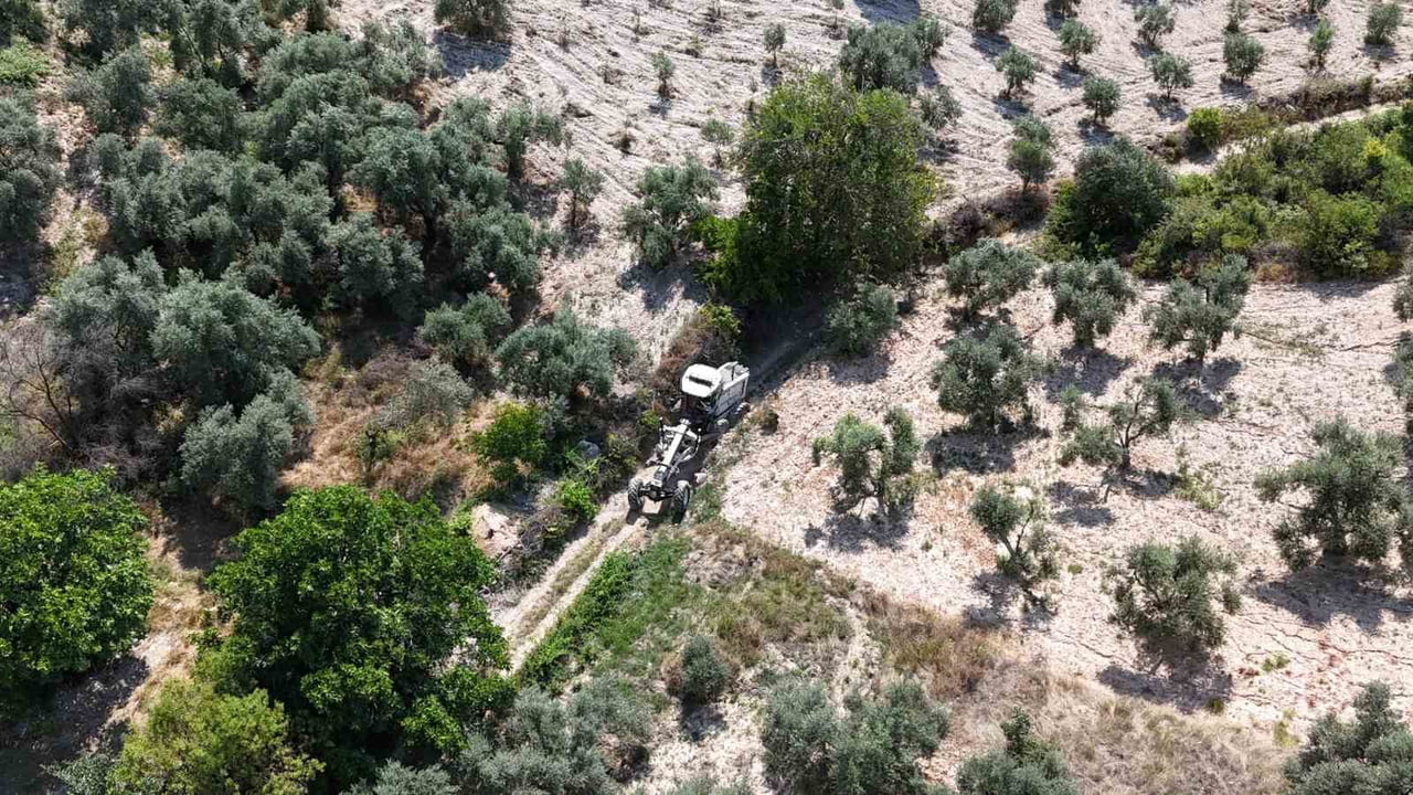 BOZDOĞAN BELEDİYESİ'NDEN ÖRENCİK'TE BAHÇE YOLU ÇALIŞMASI