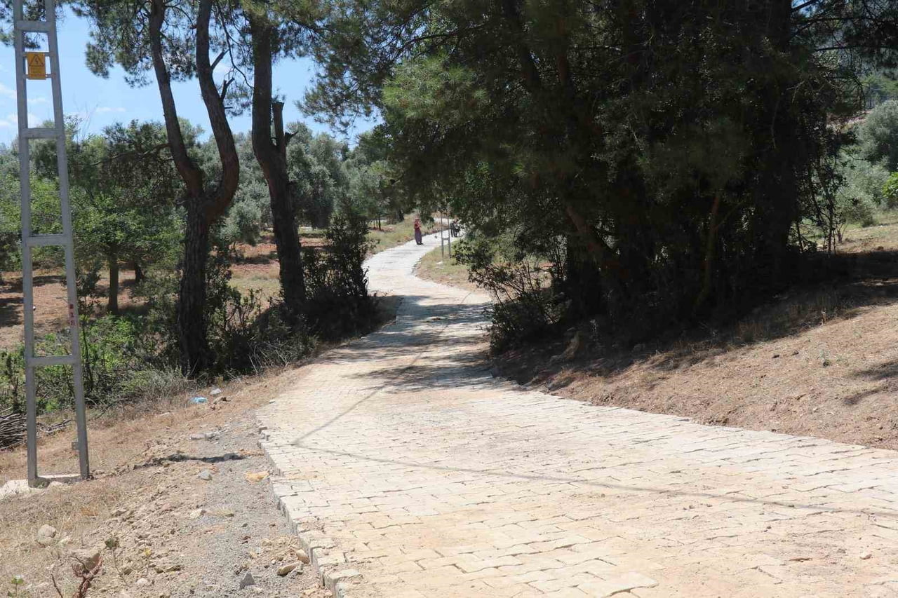 BOZDOĞAN GÜVENİR’DE YOL ÇALIŞMASI TAMAMLANDI