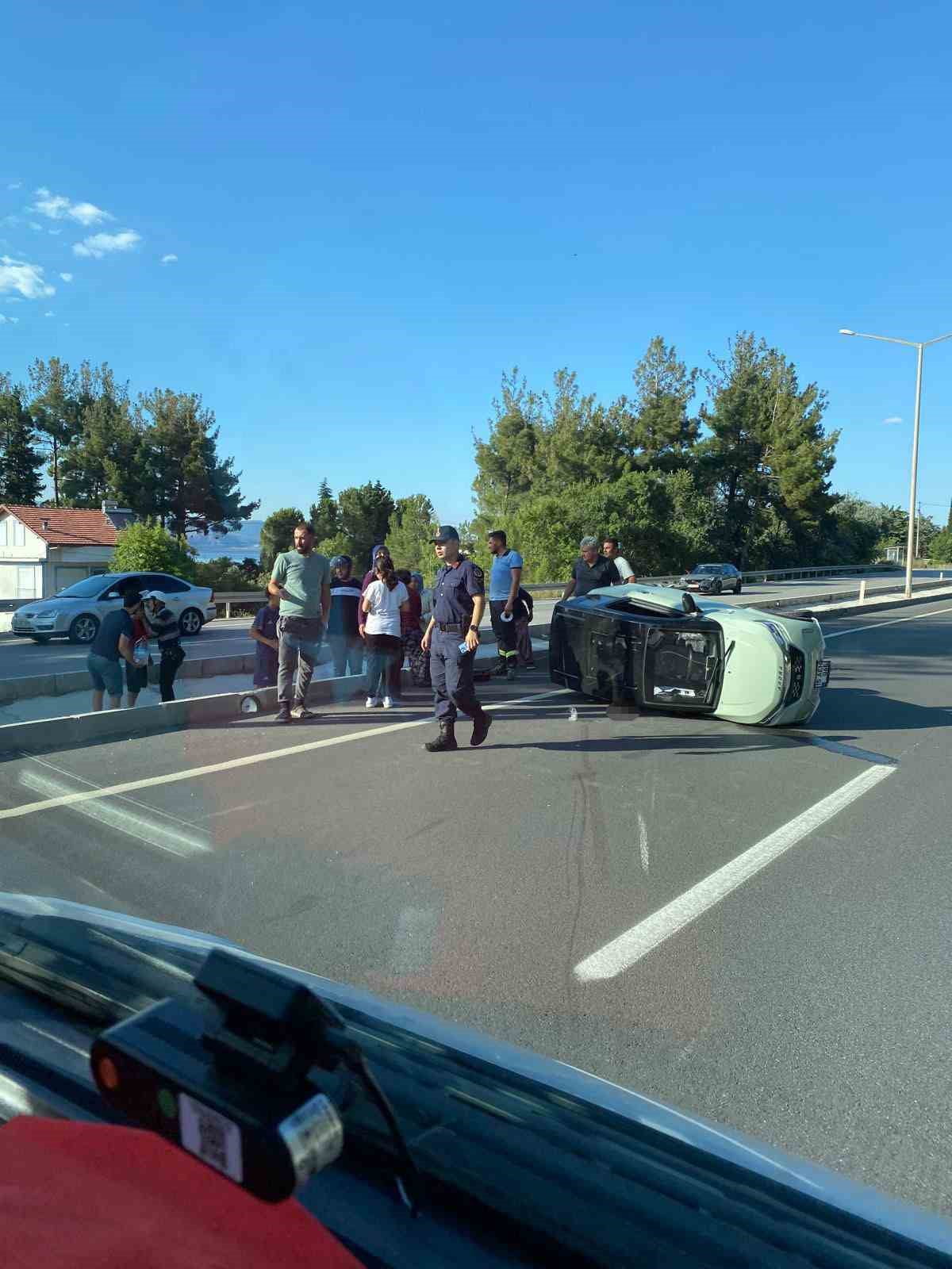 BURDUR'DA ELEKTRİKLİ ARACIN DEVRİLMESİ SONUCU 1 KİŞİ YARALANDI.
