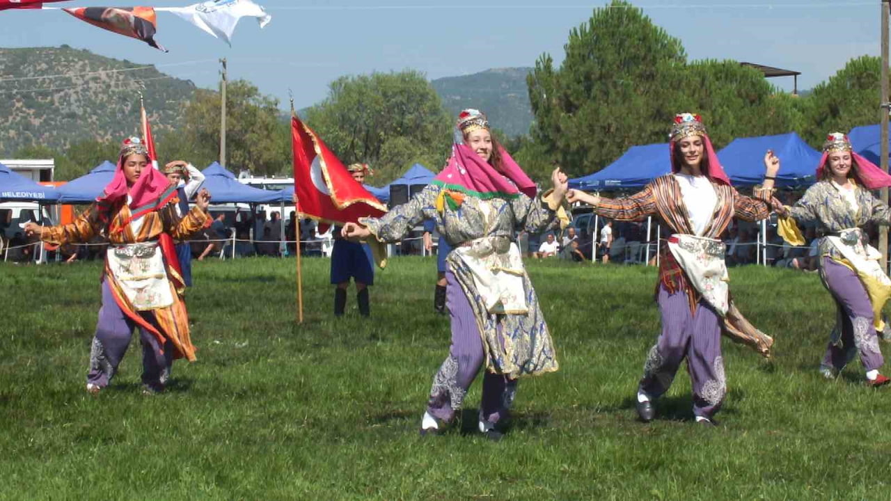 BURHANİYE İLÇESİNDE, 10. BURHANİYE KIZIKLI YAĞLI PEHLİVAN GÜREŞLERİ KIRKPINAR BAŞPEHLİVANI ERKAN...