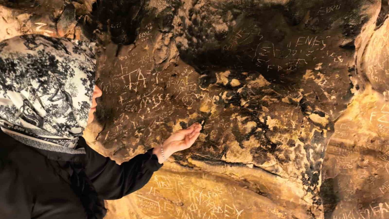 BURSA'NIN İNEGÖL İLÇESİNDE HER YIL BİNLERCE YERLİ VE YABANCI TURİSTİN ZİYARET ETTİĞİ 3 MİLYON...