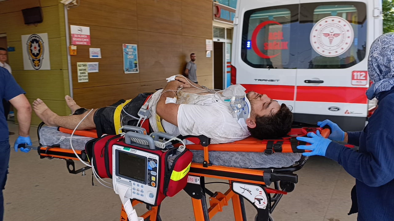 BURSA'NIN İNEGÖL İLÇESİNDE KAMYONET İLE ÇARPIŞAN MOTOSİKLET SÜRÜCÜSÜ MUSTAFA YILDIRIM (32), 7 GÜN...
